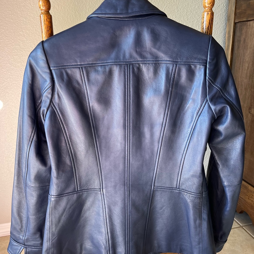 Lamb leather jacket - Picture 2 of 8